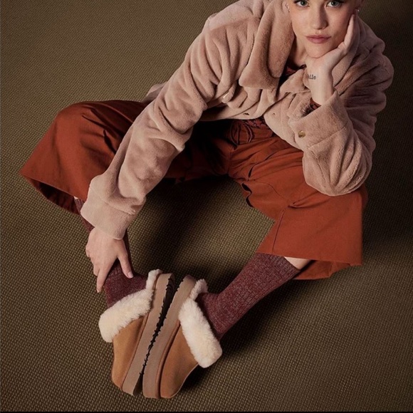 UGG Women's Disquette Slippers - Brand New - Picture 4 of 8